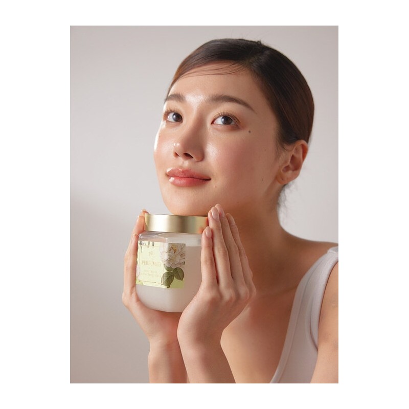 Perfumed Sea Salt Body Scrub 500g White Blanc / 퍼퓸드