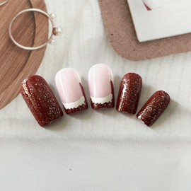 KKUUOO Glitter Press on Nails Christmas Fake Nails Medium Square False Nails with Christmas Hat Design Glossy Stick on Nails French Acrylic Nails Stick on Nails for Women and Girls Xmas Manicure 24Pcs