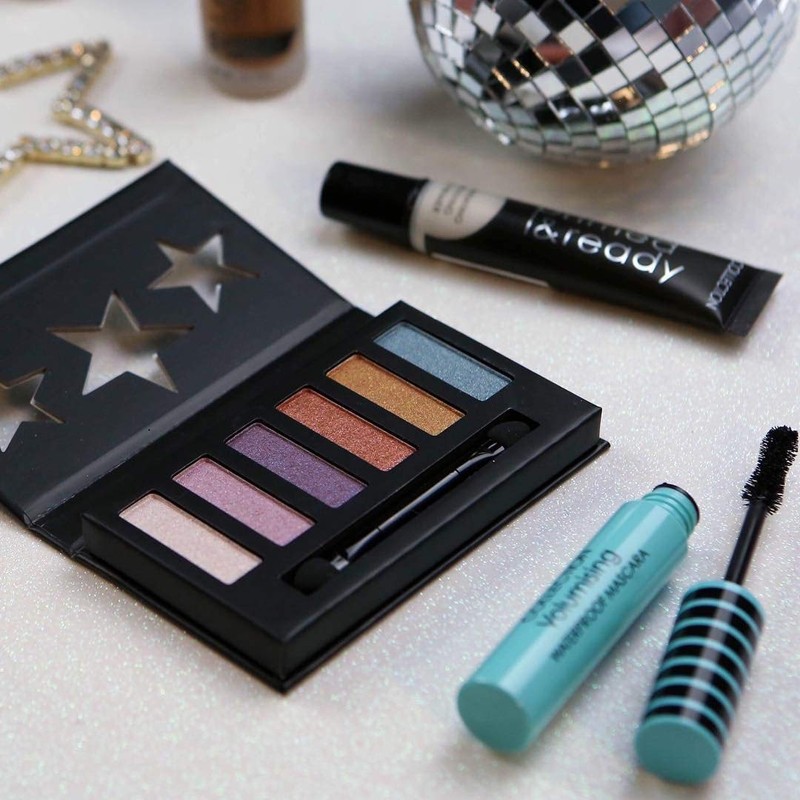 COLLECTION Primed & Ready, Illuminating & Reviving Eye Primer