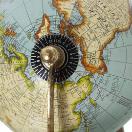 Globo Terraceo, Diameter 12.5 cm, Azul Metal/Madera Sobremesa, 12.5 x 22 cm, Base: 10 cm