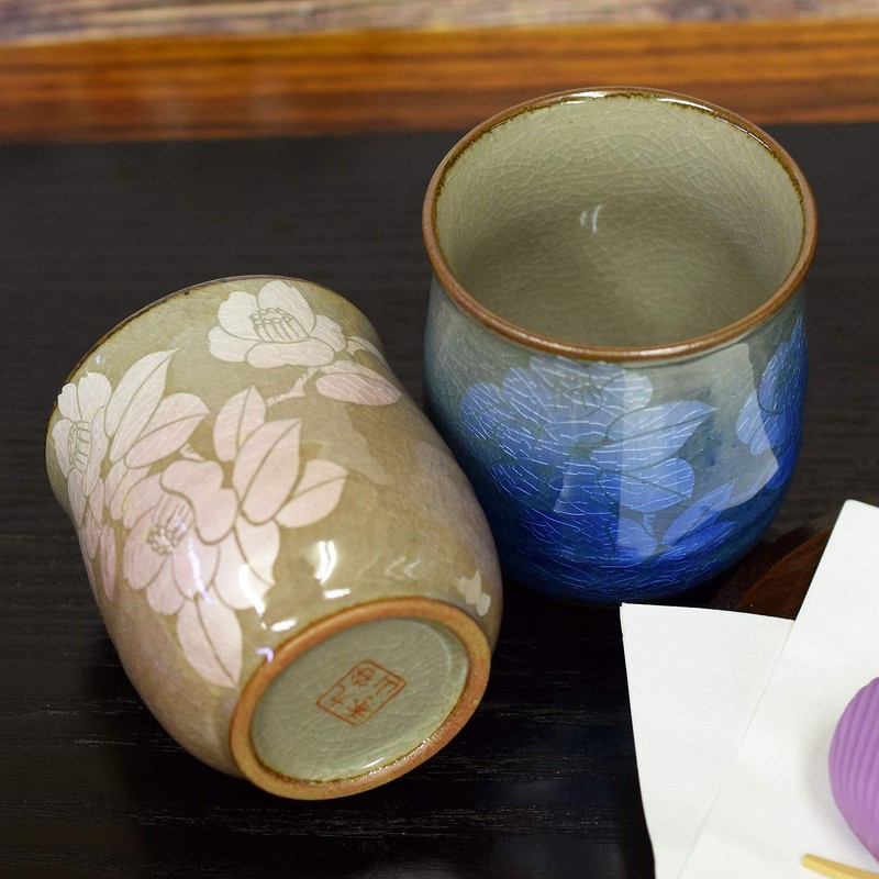 Kutani Ware Pair Teacup Ginsayama Tea Flower Couple Teacup 60th