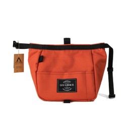 STATIC Chalk Bucket for rock climbing -Bouldering Chalk Bucket (Salmon)