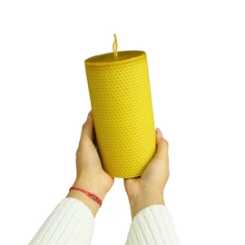 Cirio de cera de abeja, cirio de miel, cirio para rituales de la abundancia. Vela grande de cera de abeja. 18cm de alto x 9cm de ancho.