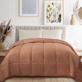 Elegant Down Alternative Comforter King Size, Pretty Camel Shade, Baffle Box Construction, Warm, Extra Soft Plush, Inviting Texture, Machine-Washable | All Season Beige Bedding, Highly Durable