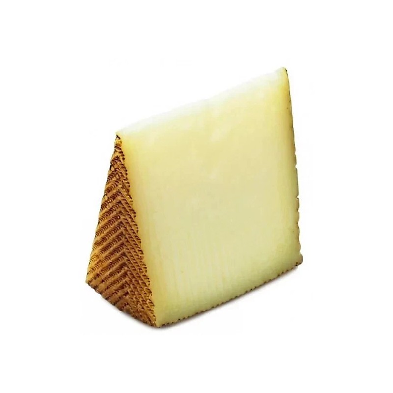 Navalmoral Manchego Cheese 1.25 lbs DOP imported from Spain