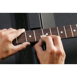 Ibanez IFC1000 Guitar Cleaning Kit & Rubber Brush