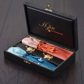 (H.jin) Hyunjin Classic Hundred Longevity and Hundred Blessings Gold Titanium Spoon + Wrapping Cloth Set / (H.jin)현진 고전 백수백복 골드티타늄수저+보자기세트