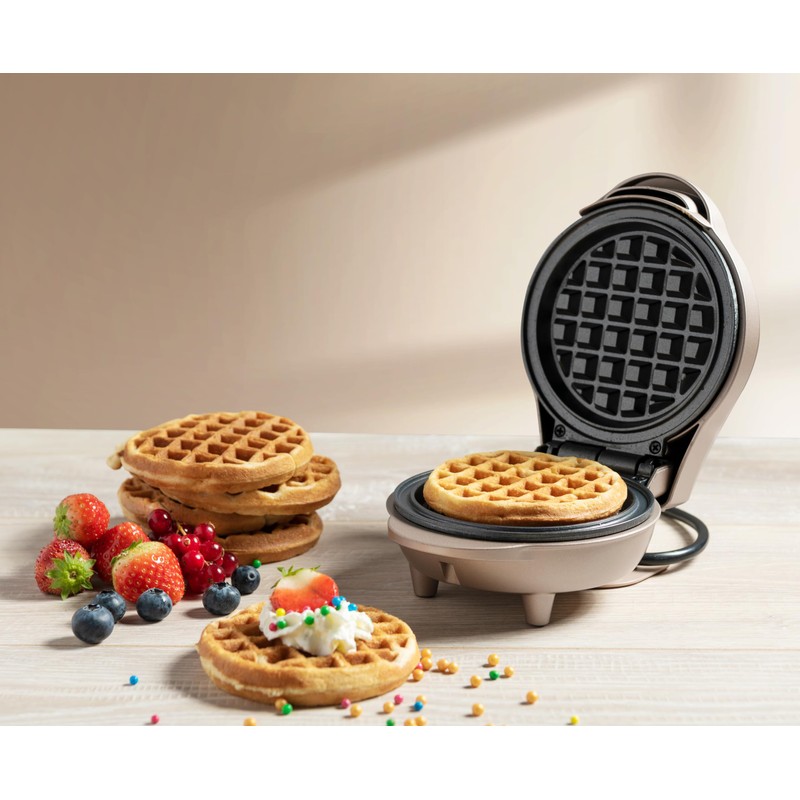 Bestron Mini Waffle Iron for Classic Waffles, Small Waffle Maker