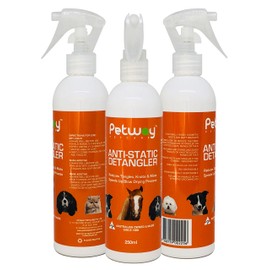 Petway Petcare Anti-Static Detangler Spray –Dematting Spray for Dogs and Cats, Pet Detangling Anti-Static Spray, Free of Phosphates, Parabens & Enzymes – Tangle Remover, Daily Grooming Aid - 8.45 Oz