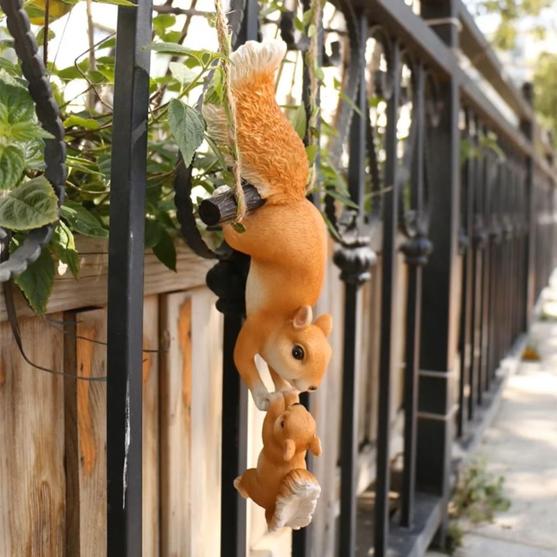NOELAMOUR Garden Figurine Cute Squirrel Parent Child Hanging Animal Resin