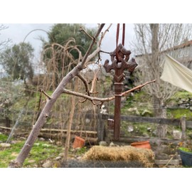 Key to Moria - Handpainted 3D Printed Middle Earth Gift-Inspired Decorative Prop, Made with Durable PLA, Fantasy Wall Decor or Collectible Gift