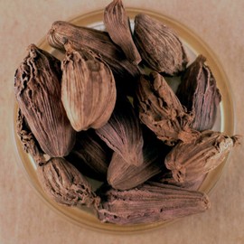 Cardamom, Whole Black Pods - 8.2 oz Pouch Family Size Container