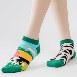 Angelteers 2 Pairs Funny Cartoon Animal Print Cotton Ankle Socks for Women Teens (US, Alpha, One Size, Regular, Regular, Cow)