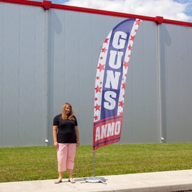 Vispronet Guns & Ammo Feather Flag Kit – 13.5ft Gun Flag with Pole Set, Cross Base & Weight Bag, Pole Sleeve Bag, Outdoor Advertising for Gun Shop, Weather-Resistant Polyester, Printed in the USA