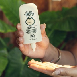 Sun Bum Daily SPF 50 Sunscreen Face Gel | Vegan and Hawaii 104 Reef Act Compliant (Made Without Oxybenzone & Octinoxate) Broad Spectrum Sun Care | Dermatologist Tested | 1.7 Fl Oz