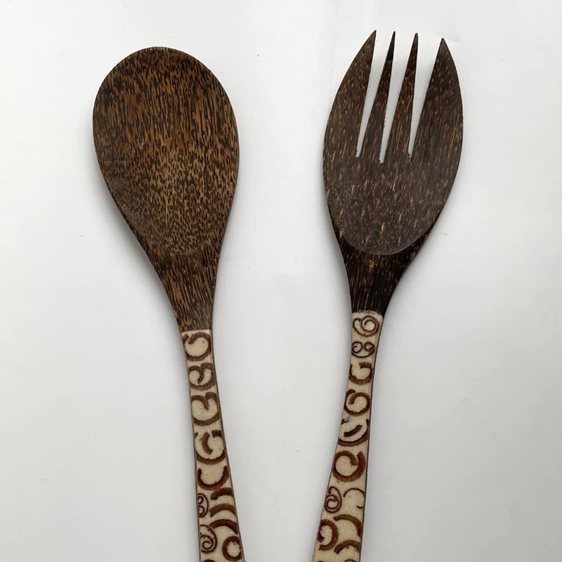 VIE Salad Servers, Coconut Wood with Cinnamon Inlay, 30x7cm