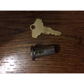 Northwestern LOCK and KEY H&R Curtis Gabriel Ashland Falcon Folz Triple Play VENDING MACHINE