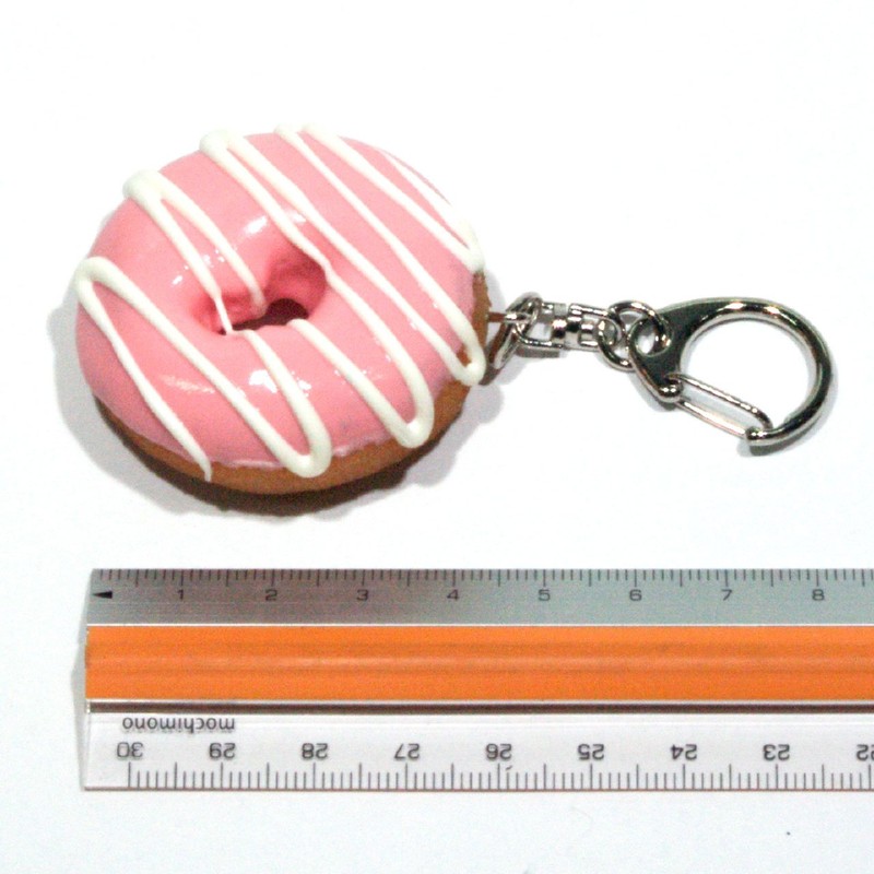 (Every Time You Look At Your Hummy) Donut (Strawberry), Food