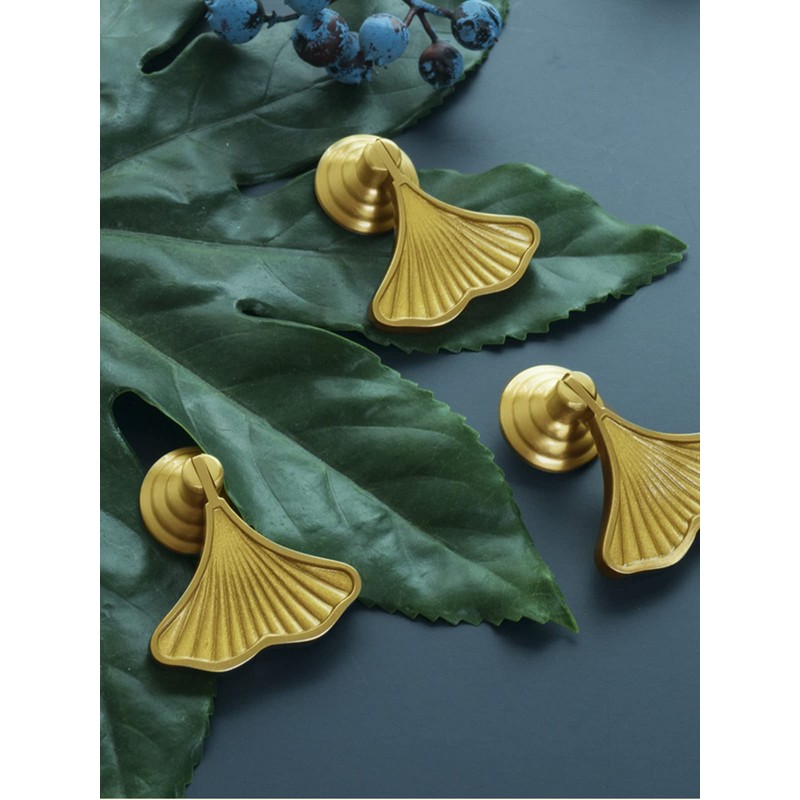 TARATI 2pcs Ginkberry Leaf Style Door Knobs Drawer Pulls Antique