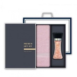 Luxury sleeping towel + pink salt gift set