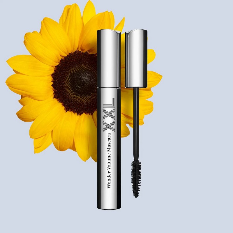 CLARINS Wonder Volume Mascara XXL No.01 Extreme Black 8mL