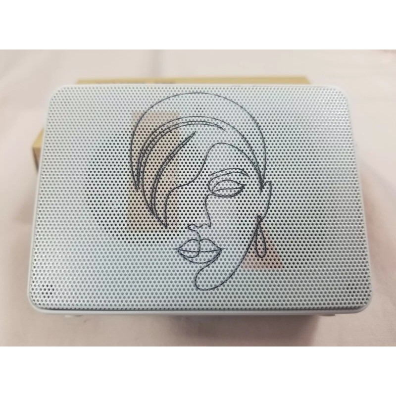 Origaudio Boxanne Abstract Women Print Wireless Speaker ORIGAUDIO