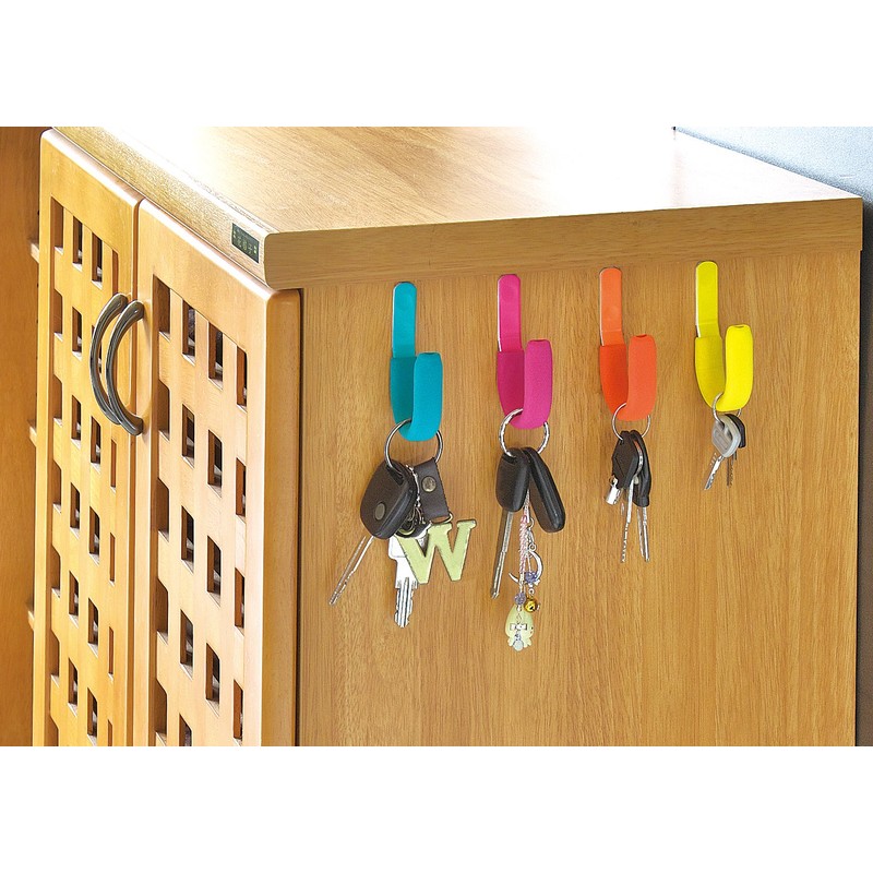 Cowboy Soft J Hook with Screws and Blindfold Seals, Black