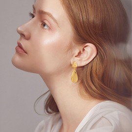 Chunky Gold Teardrop Earrings for Women Hammered Big Statement Dangle Drop Jewelry Lightweight Gifts