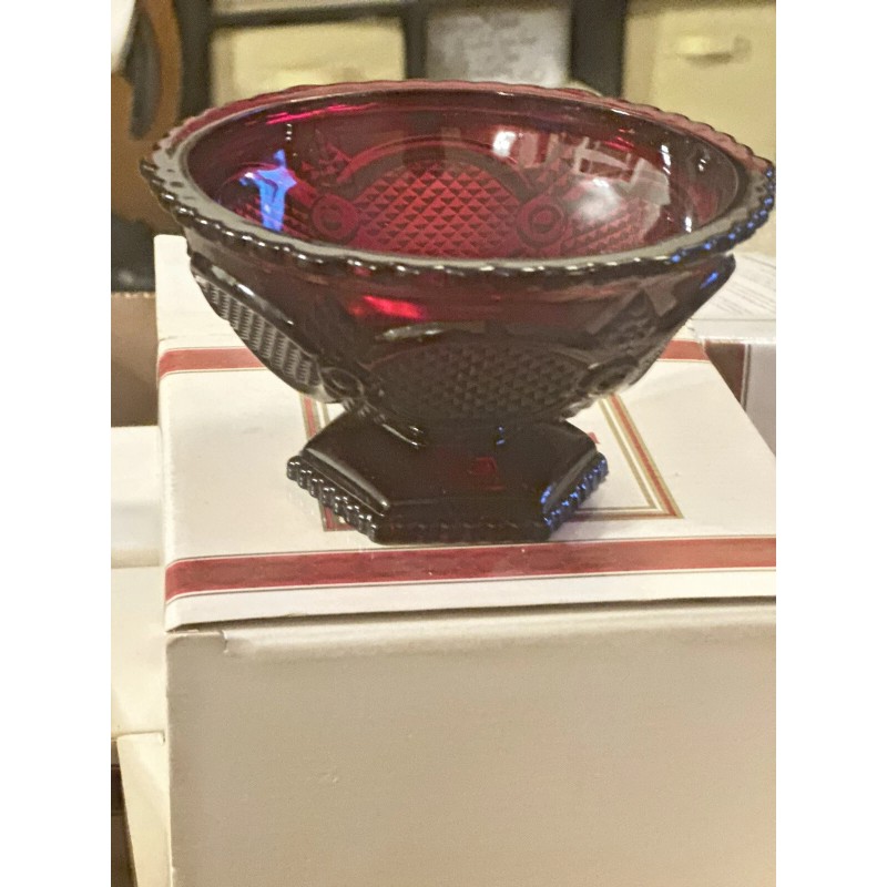AVON NEW NOS CAPE COD COLLECTION RED RUBY FOOTED CANDY