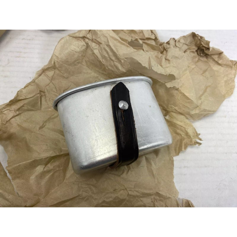 Spanish Canteen Cup w/ Pilots 1 Pint Flask (BLACK)