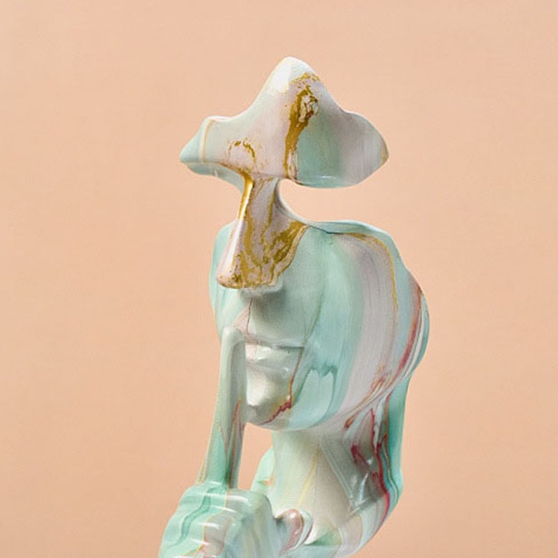 Thinker Statue Vivid Shape Compact Synthetic Resin Attractive Decorative Silence