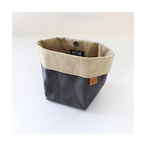 Cohana - Grey Waxed Canvas (15.5 x 9cm) Accessory Pouch
