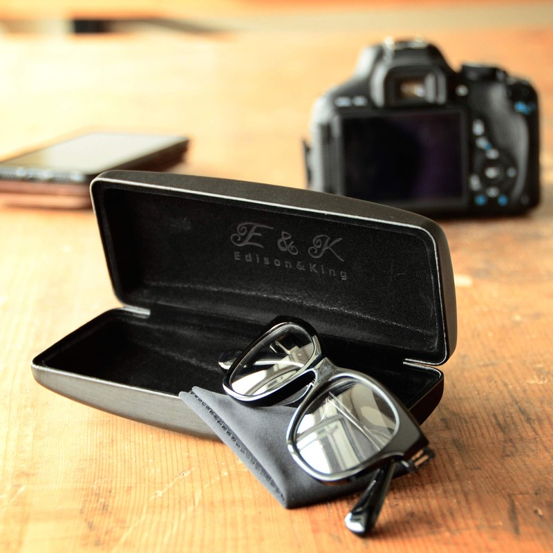 Edison & King Sturdy Glasses Case with Cleaning Cloth, Brown-Pink