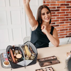 GERYUAEG Travel Makeup Bag, Large Capacity Cosmetic Bags for Women, Waterproof Lining and PU Leather Portable Pouch, Open Flat Toiletry Bag, Make up Organizer with Divider & Handle (Black)