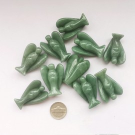 Manekieko Natural Green Aventurine Healing Crystal Prayer Guardian Angel Statue,38mm Carving Pocket Palm Stone Figurines Decoration