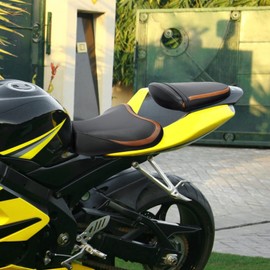 TCT-MOTORPARTS Driver & Passenger Seat Cushion Fit For Suzuki GSXR1000 GSXR-1000 2005-2006 05 (Black+Brown)