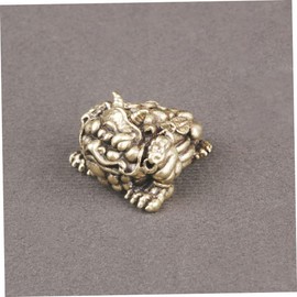 GRIRIW Brass Legged Toad Sculpture Traditional Wealth Desktop Ornament for Living Room Office and Bedroom Fine Craftsmanship and Compact Design Decorative Toad Figurine