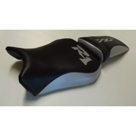CUSTOM SEAT COVERS YAMAHA 98-99 YZF R1 FRONT & REAR CUSTOM SEAT COVERS BLACK CARBON TEXTURE/SILVER