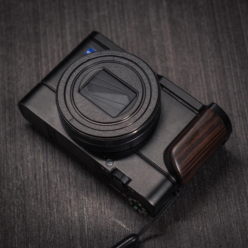 Iborrys Premium Real Wood Camera Grip for Sony RX100 RX100II