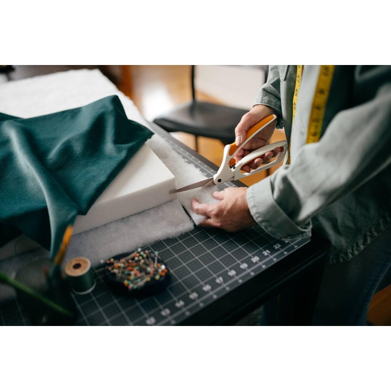 Fiskars Softgrip Fabric Scissors, Length: 26 cm, Stainless Steel Blade/Plastic