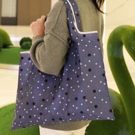 FenFang Reusable Shopping Bags Foldable, Extra Large Grocery Bag, Washable Eco Friendly Pocket Shopper Bag, Lightweight Handbag Tote Bag Portable Pouch for Daily Travel Picnic, 56 X 67 cm (Navy Blue)