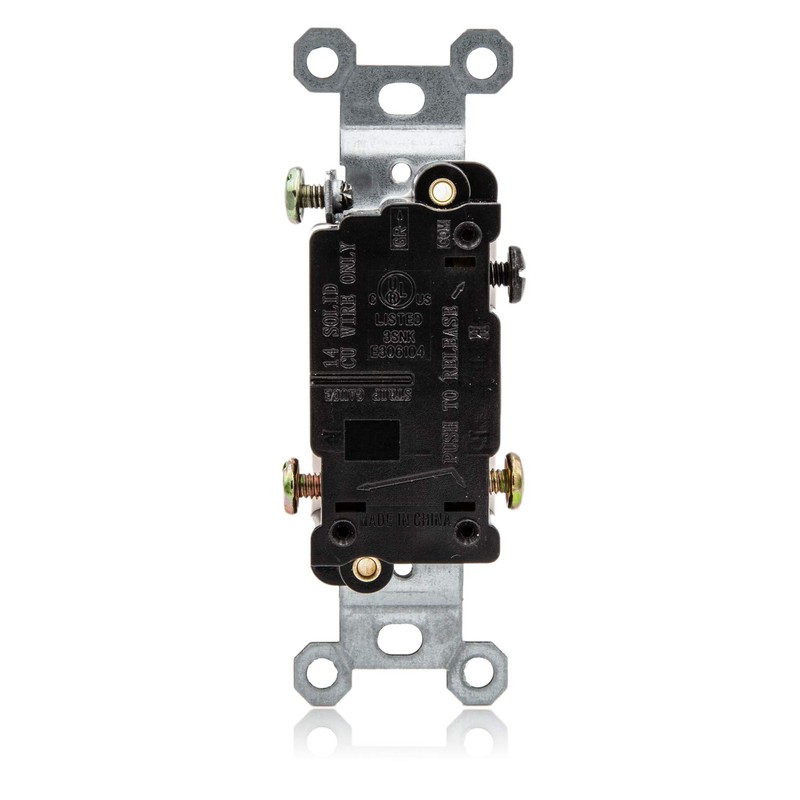 Maxxima 3 Way Toggle Wall Switch On/Off White 15A, Light