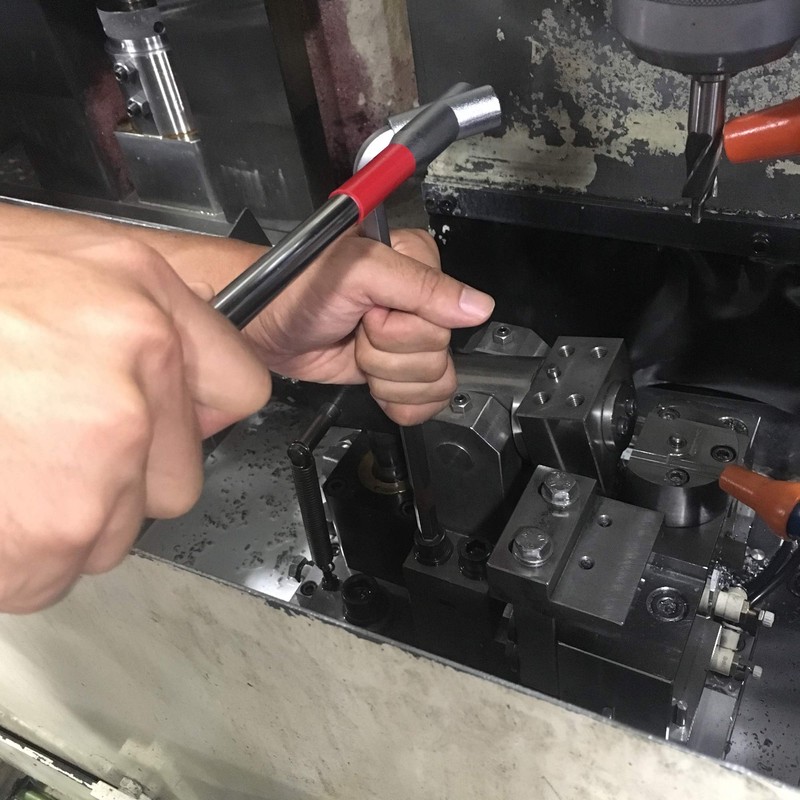 Wise Triple Handle Semi-Long 1030 Silver