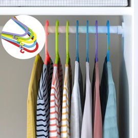 40pcs Colourful Kids Hangers - Durable and Adjustable Plastic Clothes Hangers for Toddlers and Children - Non-Slip and Space-Saving Design - Perfect for Organizing Kids' Clothing