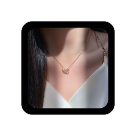 Xmsrn Vintage Crystal Butterfly Pendant Necklace Hollow Rhinestone Butterfly Choker Necklace Tiny Butterfly Chain Necklace Sparkly Cz Rhinestone Choker Necklace for Women