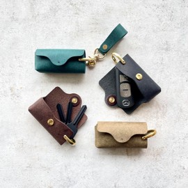 moku Compact Key Case, Koron Butero Leather, Key Strap, Smart Key Case, Men's, Women's, Leather, Made in Japan, Mini, Small, Italian Leather, Present, Minimal, buttero-darknavy