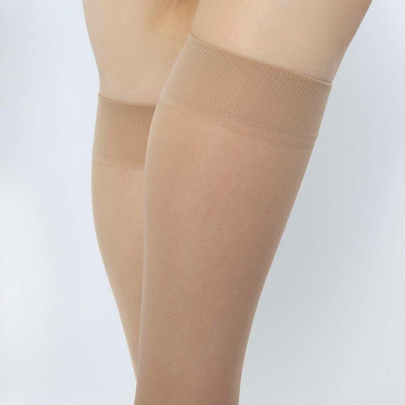 MANA MANA Knee High Socks - 15 Denier Knee High