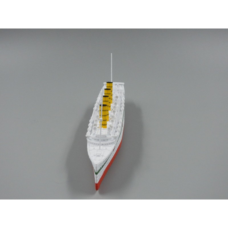 12" Prebuilt Display Model Ship (RMS Queen Mary 1ft Model)