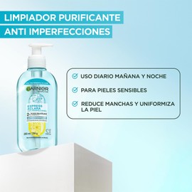 Garnier Express Aclara Gel Limpiador Facial, Anti Imperfecciones, con Ácido Salicílico 2%, Vitamina C y Niacinamida, para Piel Grasa y/o con Tendencia al Acné, 200 ml