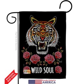 Wild Soul Garden Flag Set with Stand Animals Wildlife Outdoor Deer Bear Wolf Pet Nature Farm Animal Creature Small Decorative Gift Yard House Banner Double-Sided Made In USA 13 X 18.5
